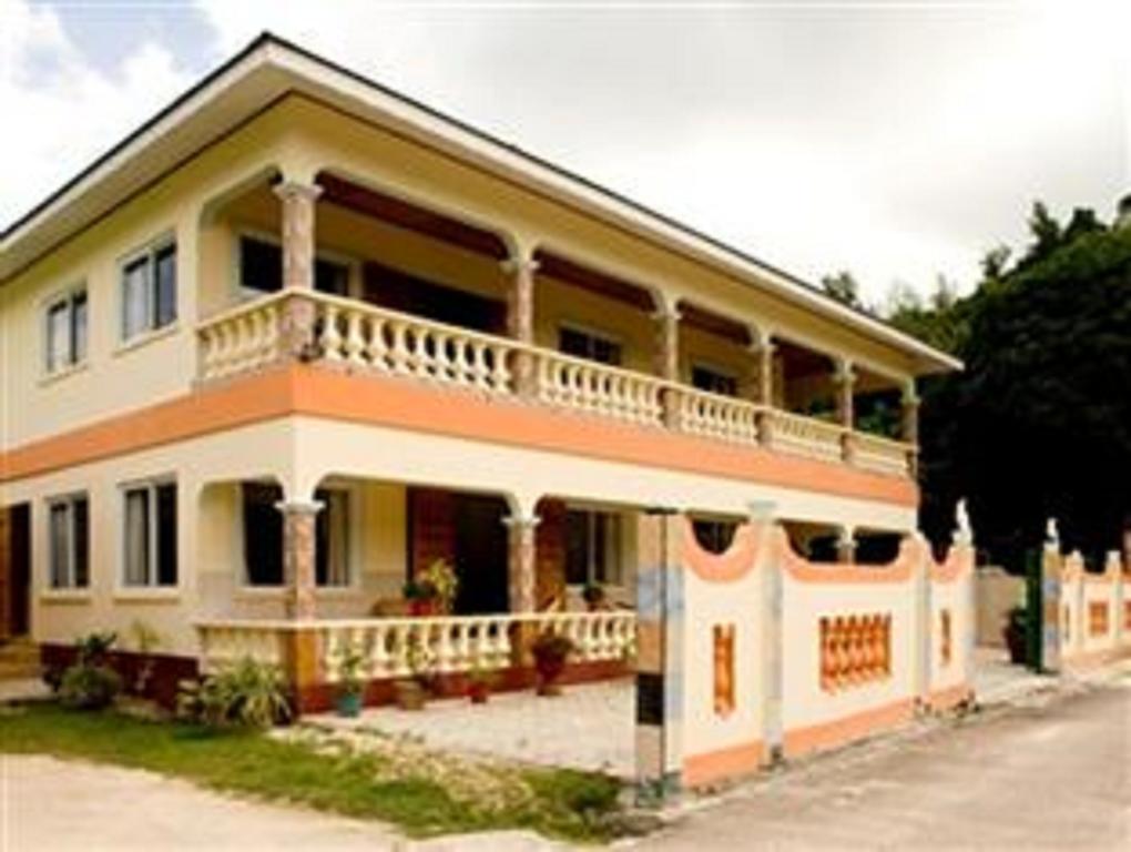 Villa Bananier Anse Volbert Village  Exterior photo